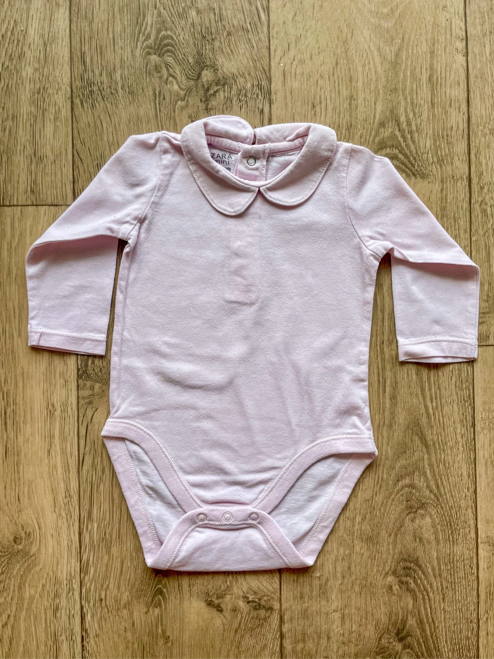 Lot of long-sleeve bodysuits for baby girls size 3 months – photo 14
